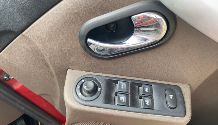 2017 Renault Duster 110 PS RXZ DIESEL, Diesel, Manual, 58,665 km, Driver Side Door Panels Control