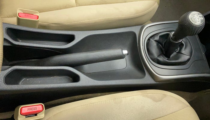2014 Honda City 1.5L I-DTEC V, Diesel, Manual, 1,19,127 km, Gear Lever