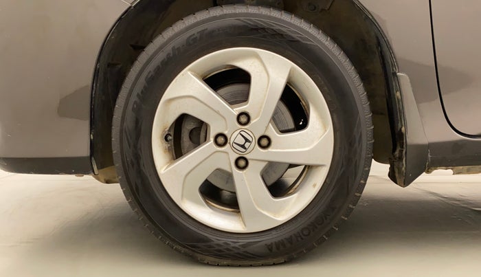 2014 Honda City 1.5L I-DTEC V, Diesel, Manual, 1,19,127 km, Left Front Wheel