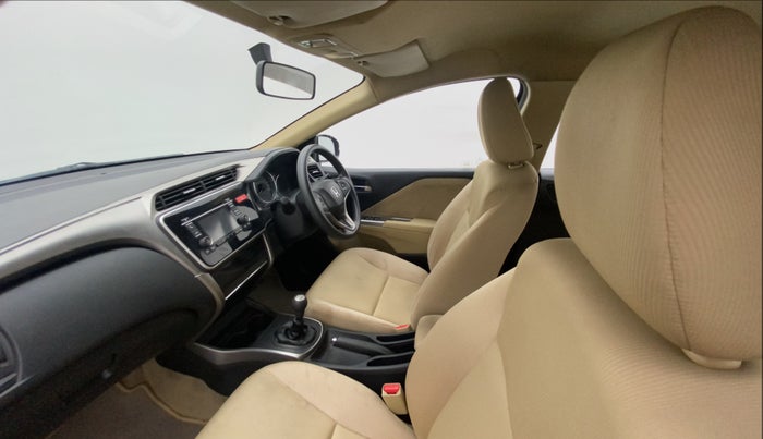 2014 Honda City 1.5L I-DTEC V, Diesel, Manual, 1,19,127 km, Right Side Front Door Cabin