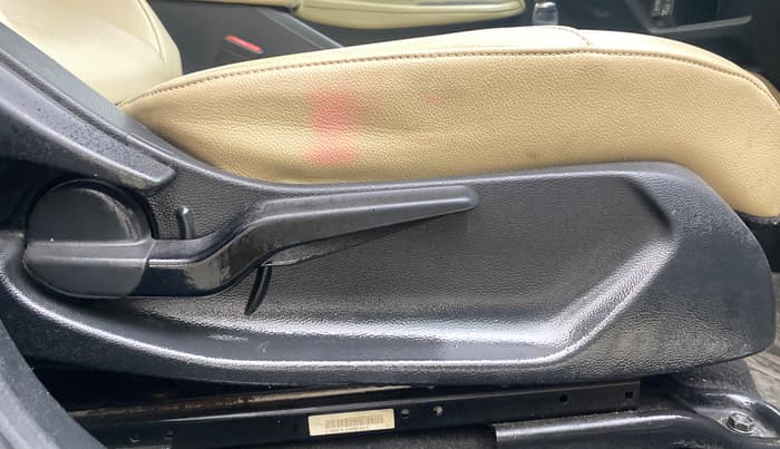 2021 Honda City 1.5L I-DTEC ZX, Diesel, Manual, 32,732 km, Driver Side Adjustment Panel
