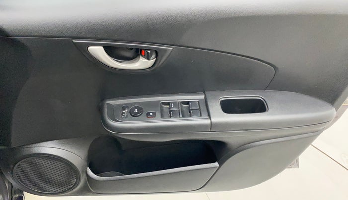 2019 Honda BR-V 1.5L I-VTEC S, Petrol, Manual, 63,922 km, Driver Side Door Panels Control