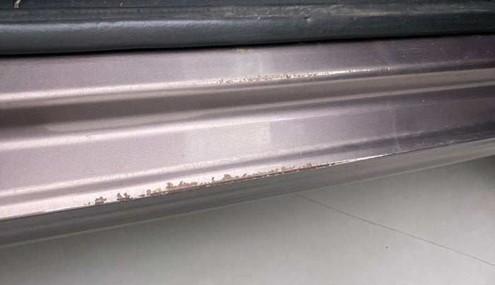 2017 Tata TIGOR XT PETROL, Petrol, Manual, 1,10,462 km, Right running board - Slightly rusted