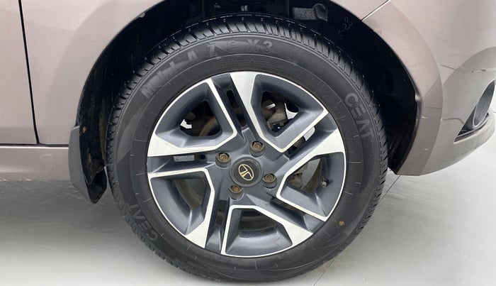 2017 Tata TIGOR XT PETROL, Petrol, Manual, 1,10,462 km, Right Front Wheel