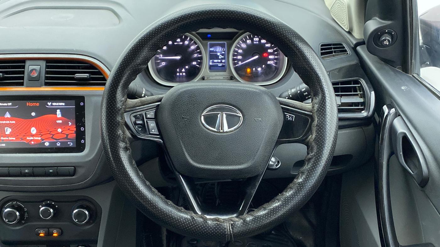 2017 Tata TIGOR XT PETROL, Petrol, Manual, 1,10,462 km, Steering Wheel Close Up