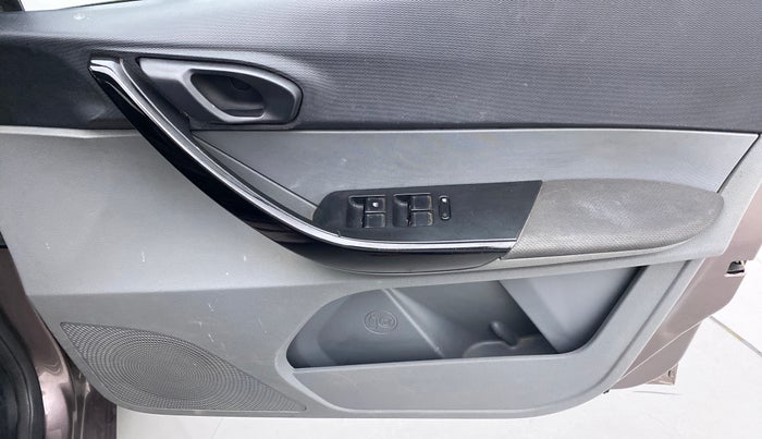 2017 Tata TIGOR XT PETROL, Petrol, Manual, 1,10,462 km, Driver Side Door Panels Control