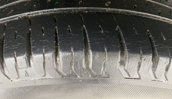 2018 Maruti Dzire ZXI PLUS AMT, Petrol, Automatic, 40,370 km, Right Rear Tyre Tread