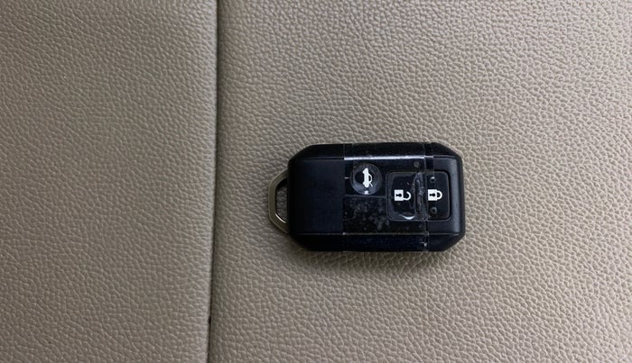 2018 Maruti Dzire ZXI PLUS AMT, Petrol, Automatic, 40,370 km, Key Close Up