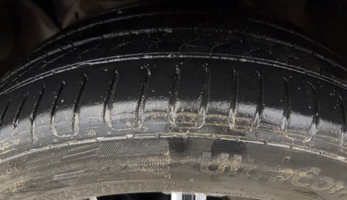 2020 Ford New Figo TITANIUM 1.2 PETROL MT, Petrol, Manual, 20,097 km, Left Front Tyre Tread