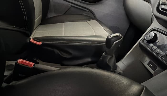 2021 Tata TIGOR XZ PLUS PETROL, Petrol, Manual, 21,441 km, Gear Lever
