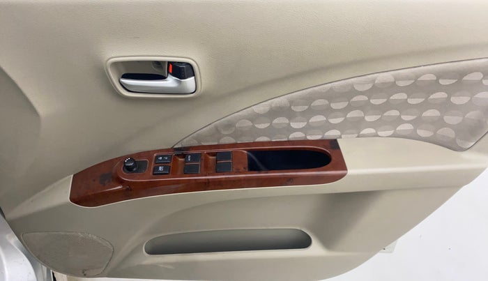 2017 Maruti Celerio ZXI AMT (O), Petrol, Automatic, 40,657 km, Driver Side Door Panels Control