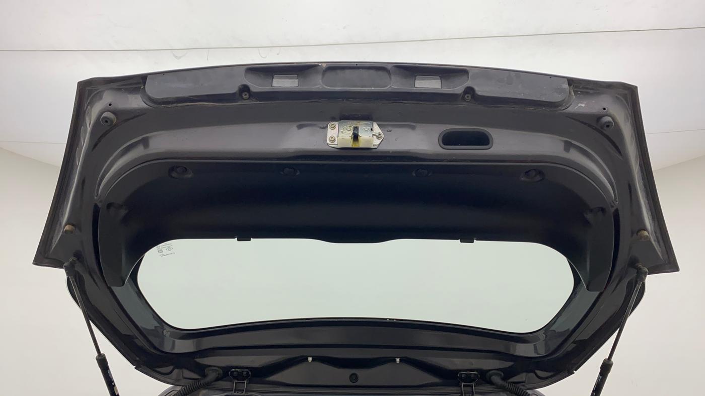2017 Maruti Swift LXI (O), Petrol, Manual, 13,753 km, Boot Door Open