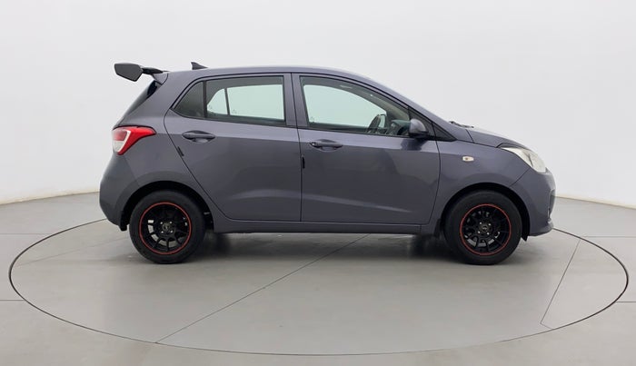 2017 Hyundai Grand i10 MAGNA 1.2 KAPPA VTVT, Petrol, Manual, 90,735 km, Right Side View