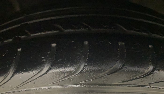 2013 Hyundai i20 ERA 1.2, Petrol, Manual, 38,164 km, Right Front Tyre Tread