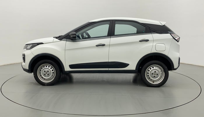 2021 Tata NEXON XE REVOTORQ, Diesel, Manual, 29,918 km, Left Side