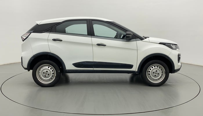 2021 Tata NEXON XE REVOTORQ, Diesel, Manual, 29,918 km, Right Side View