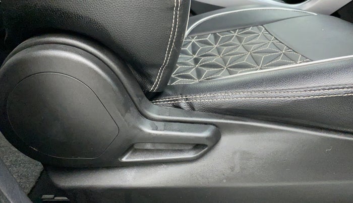 2021 Tata NEXON XE REVOTORQ, Diesel, Manual, 29,918 km, Driver Side Adjustment Panel