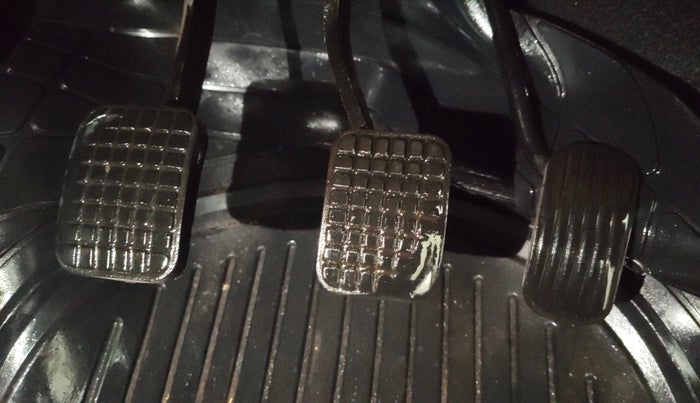 2016 Tata Tiago XZ PETROL, CNG, Manual, 58,495 km, Pedals