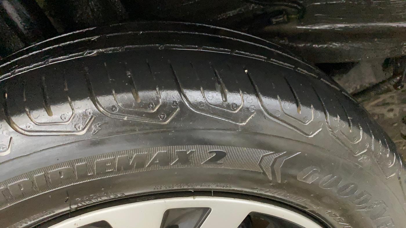 2022 Tata Tiago XZ PLUS CNG, CNG, Manual, 69,706 km, Right Rear Tyre Tread