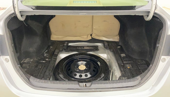 2020 Toyota YARIS J CVT, Petrol, Automatic, 88,337 km, Boot Inside