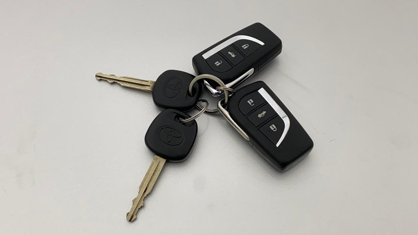 2020 Toyota YARIS J CVT, Petrol, Automatic, 88,337 km, Key Close Up