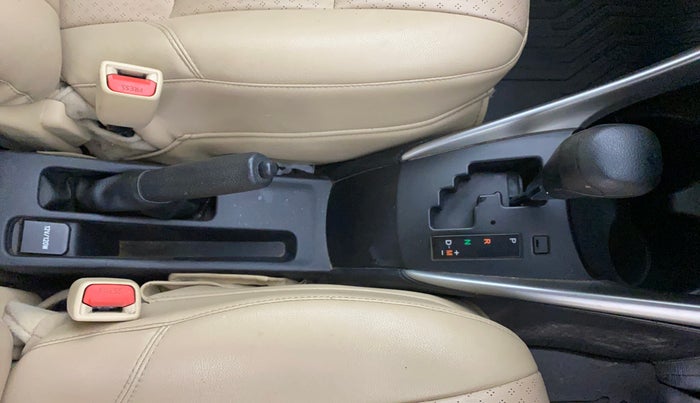 2020 Toyota YARIS J CVT, Petrol, Automatic, 88,337 km, Gear Lever