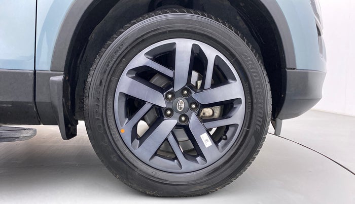 2021 Tata Safari XZA PLUS, Diesel, Automatic, 17,121 km, Right Front Wheel