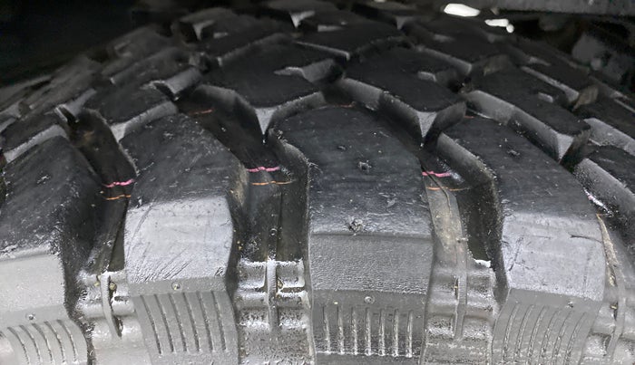 2018 Mahindra Thar CRDE 4X4 BS IV, Diesel, Manual, 23,693 km, Right Rear Tyre Tread