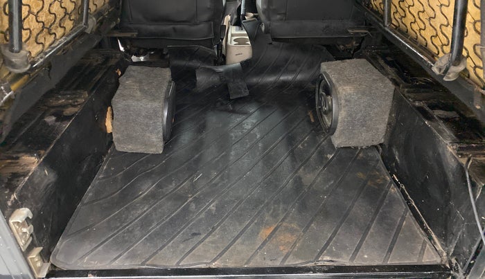 2018 Mahindra Thar CRDE 4X4 BS IV, Diesel, Manual, 23,693 km, Boot Inside