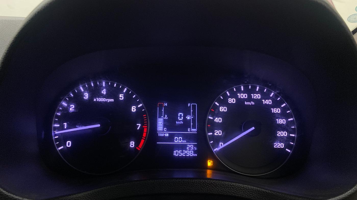2015 Hyundai Creta SX PLUS 1.6 PETROL, Petrol, Manual, 1,05,261 km, Odometer Image