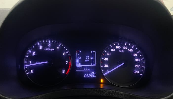 2015 Hyundai Creta SX PLUS 1.6 PETROL, Petrol, Manual, 1,05,261 km, Odometer Image