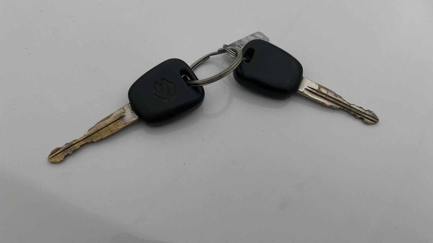2016 Maruti Swift Dzire TOUR DIESEL, Diesel, Manual, 1,15,844 km, Key Close Up