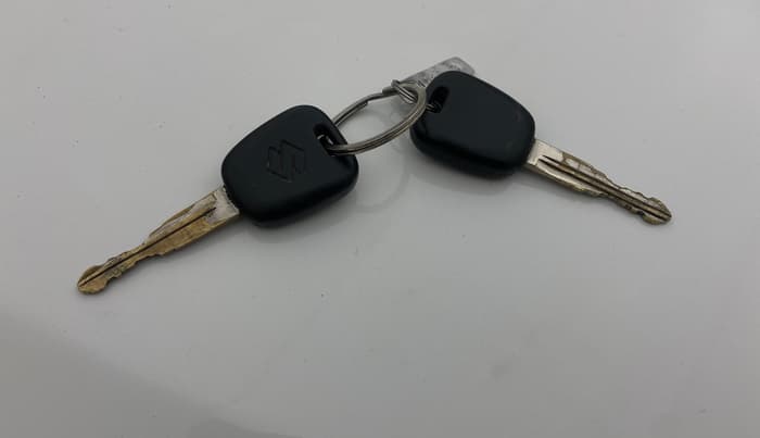 2016 Maruti Swift Dzire TOUR DIESEL, Diesel, Manual, 1,15,844 km, Key Close Up
