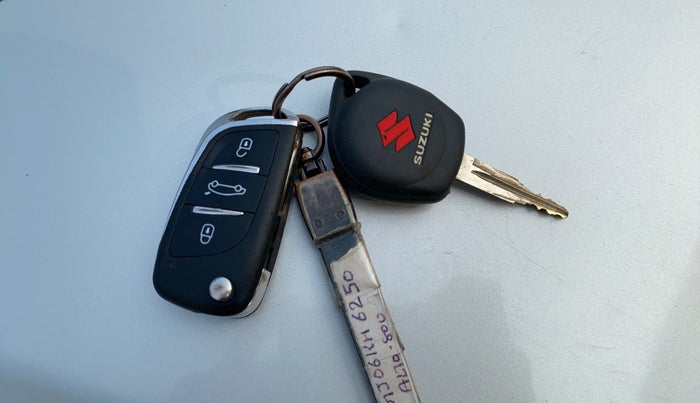 2017 Maruti Alto 800 VXI, Petrol, Manual, 69,623 km, Key Close Up