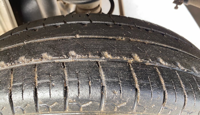 2017 Maruti Alto 800 VXI, Petrol, Manual, 69,623 km, Left Rear Tyre Tread