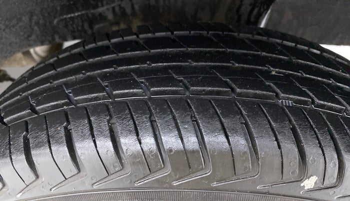 2018 Datsun Redi Go 1.0 S AT, Petrol, Automatic, 39,123 km, Left Rear Tyre Tread