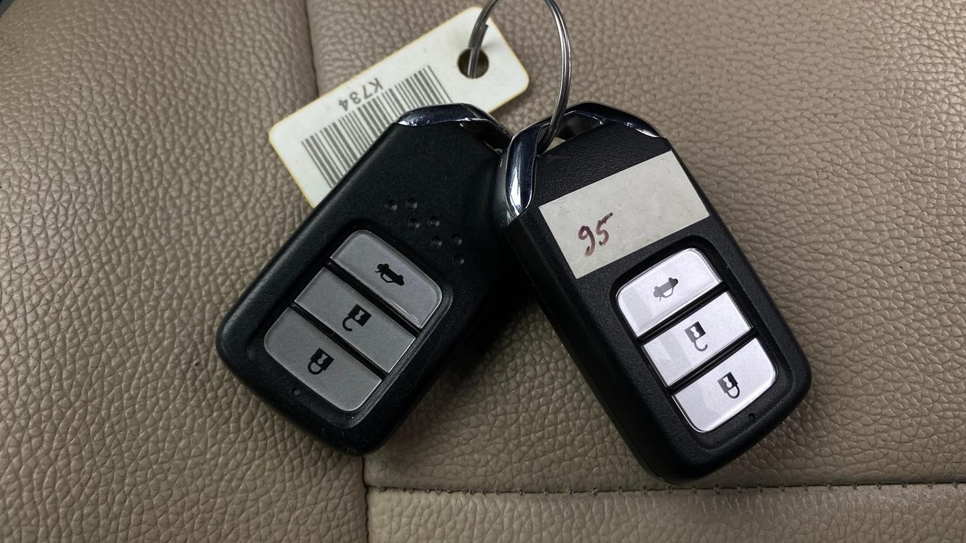 2018 Honda City 1.5L I-VTEC V MT, Petrol, Manual, 62,268 km, Key Close Up
