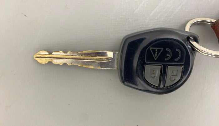 2018 Maruti Swift VXI AMT, Petrol, Automatic, 61,367 km, Key Close Up