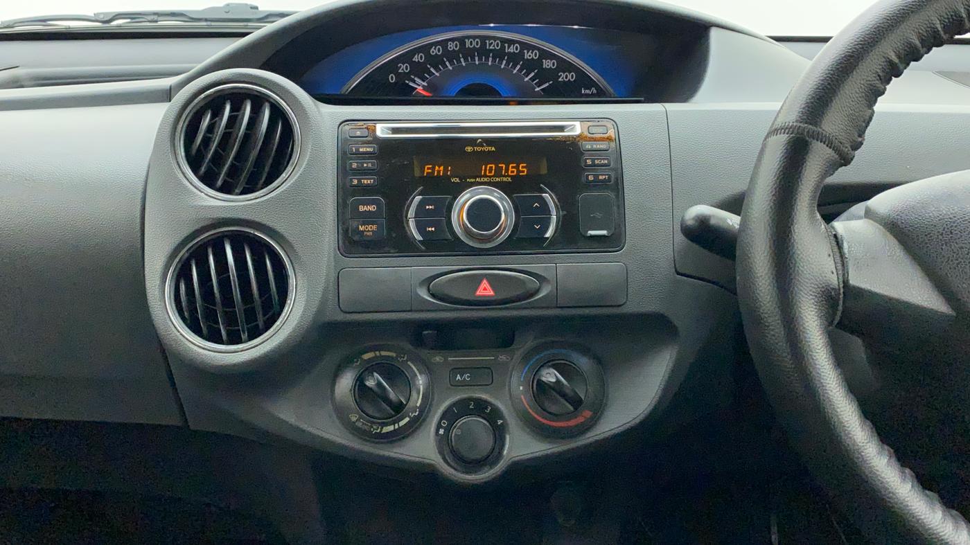 2013 Toyota Etios G, Petrol, Manual, 1,16,338 km, Air Conditioner