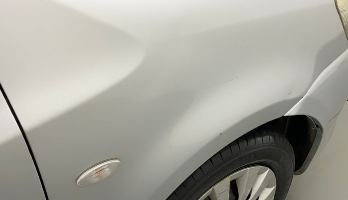 2013 Toyota Etios G, Petrol, Manual, 1,16,338 km, Right fender - Minor scratches
