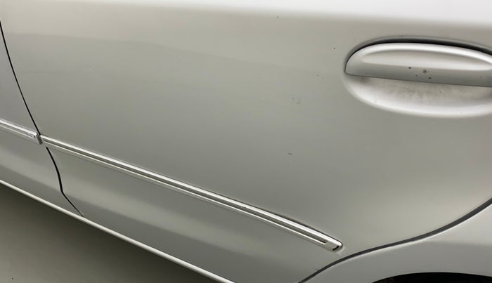 2013 Toyota Etios G, Petrol, Manual, 1,16,338 km, Rear left door - Minor scratches
