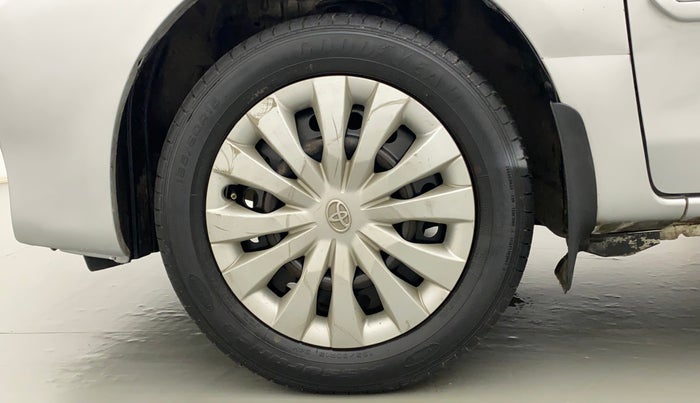 2013 Toyota Etios G, Petrol, Manual, 1,16,338 km, Left Front Wheel