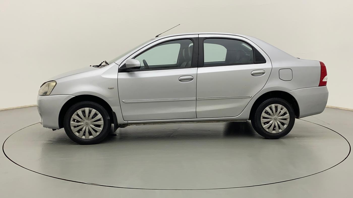 2013 Toyota Etios G, Petrol, Manual, 1,16,338 km, Left Side