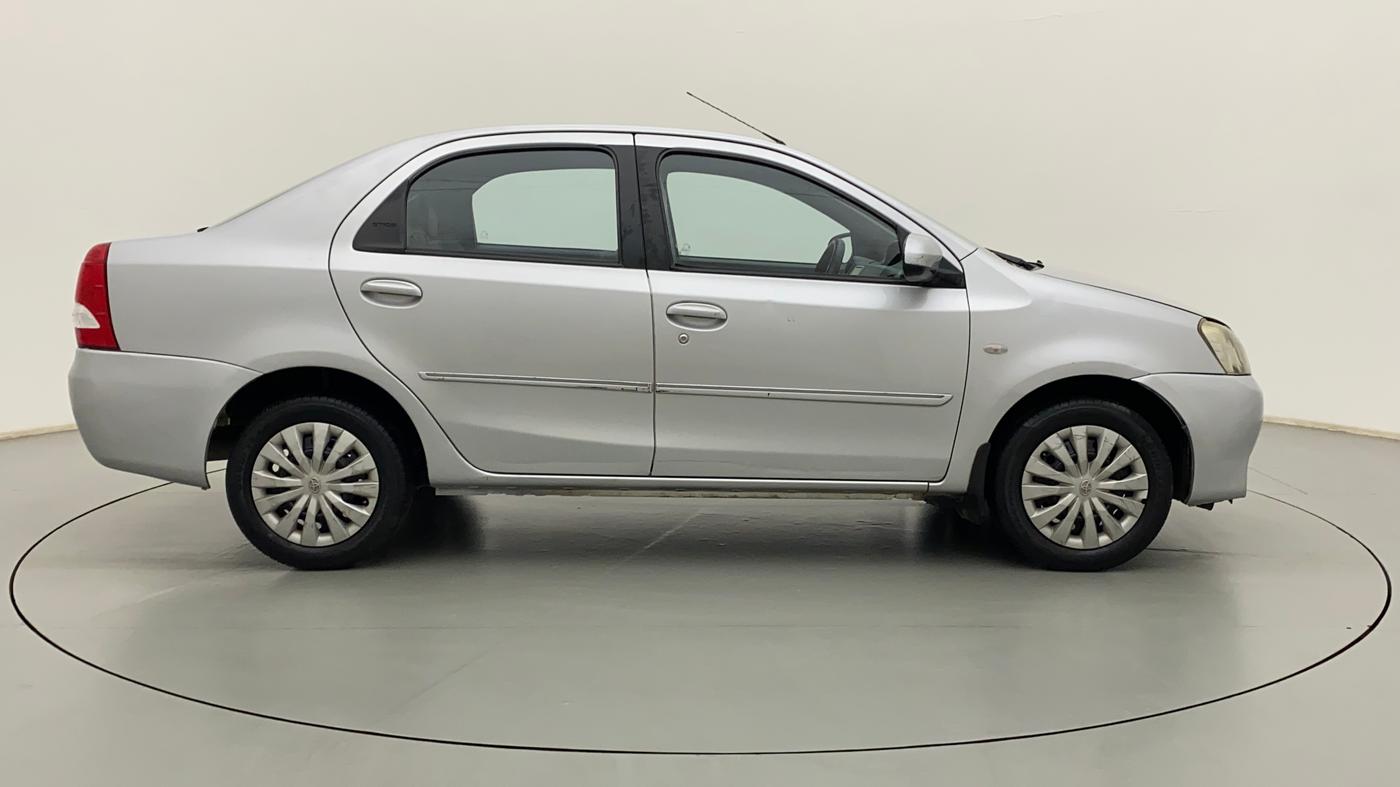 2013 Toyota Etios G, Petrol, Manual, 1,16,338 km, Right Side View