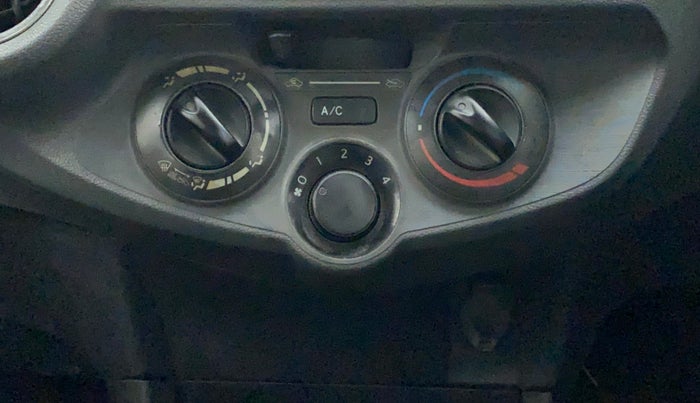 2013 Toyota Etios G, Petrol, Manual, 1,16,338 km, AC Unit - Minor issue in the heater switch