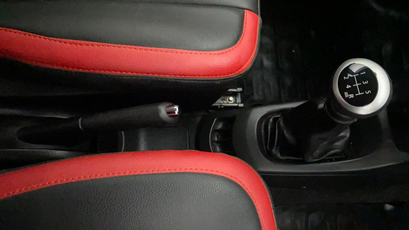 2017 Maruti Wagon R 1.0 VXI, Petrol, Manual, 25,859 km, Gear Lever
