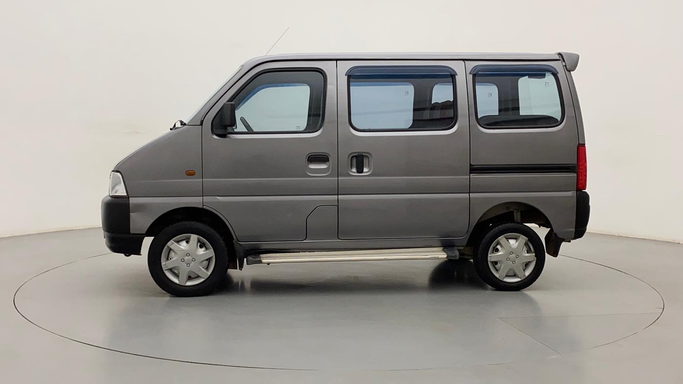 2017 Maruti Eeco 5 STR, Petrol, Manual, 29,145 km, Left Side