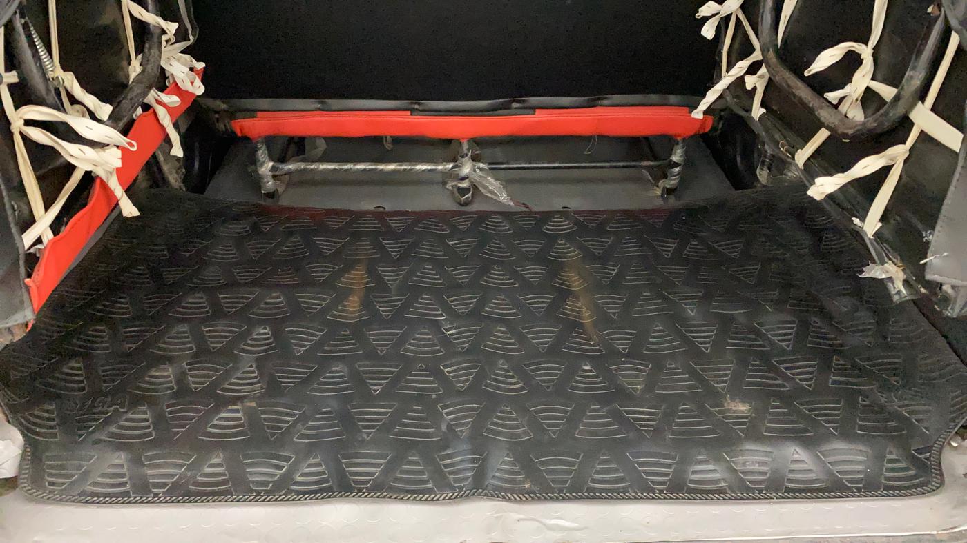 2017 Maruti Eeco 5 STR, Petrol, Manual, 29,145 km, Boot Inside