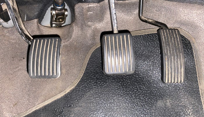 2016 Hyundai i10 SPORTZ 1.1, Petrol, Manual, 40,002 km, Pedals