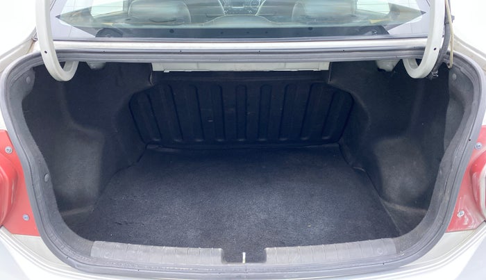 2014 Hyundai Xcent S 1.2 OPT, Petrol, Manual, 36,053 km, Boot Inside View